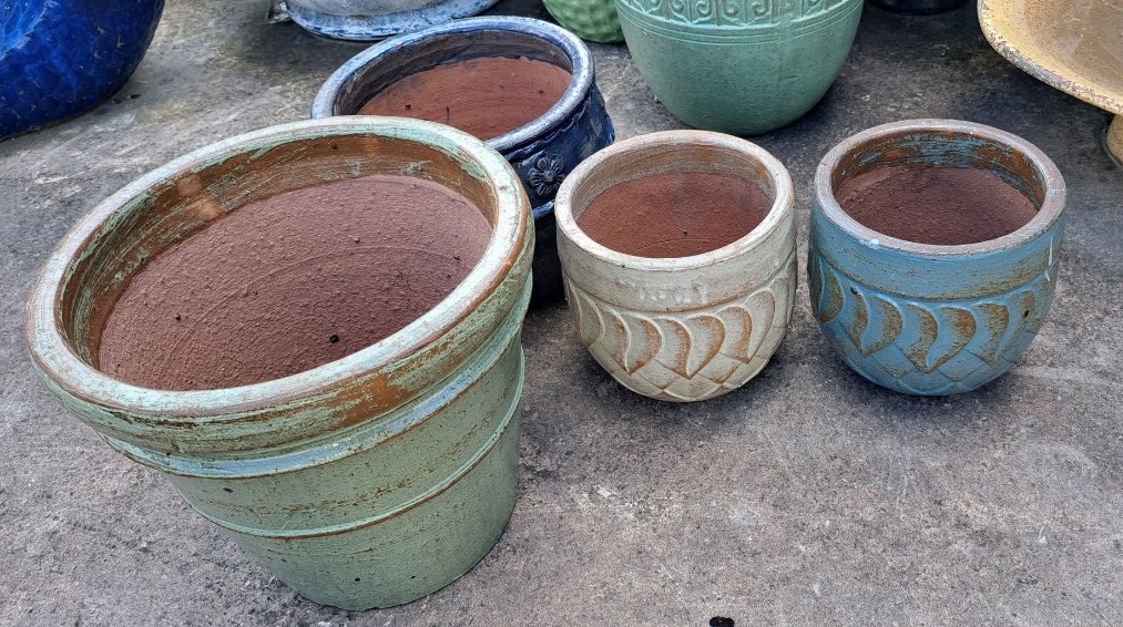 ANTIQUE POTTERY